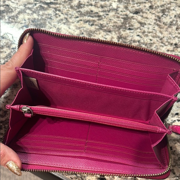 Coach Pink Leather Women's Wallet - Picture 3 of 3